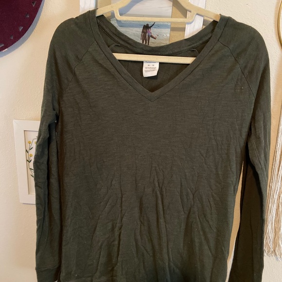 PINK forest green long sleeve. So comfy. - Picture 2 of 3